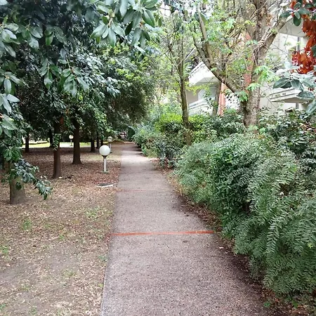 Apartmán Bright With Pool And Tennis